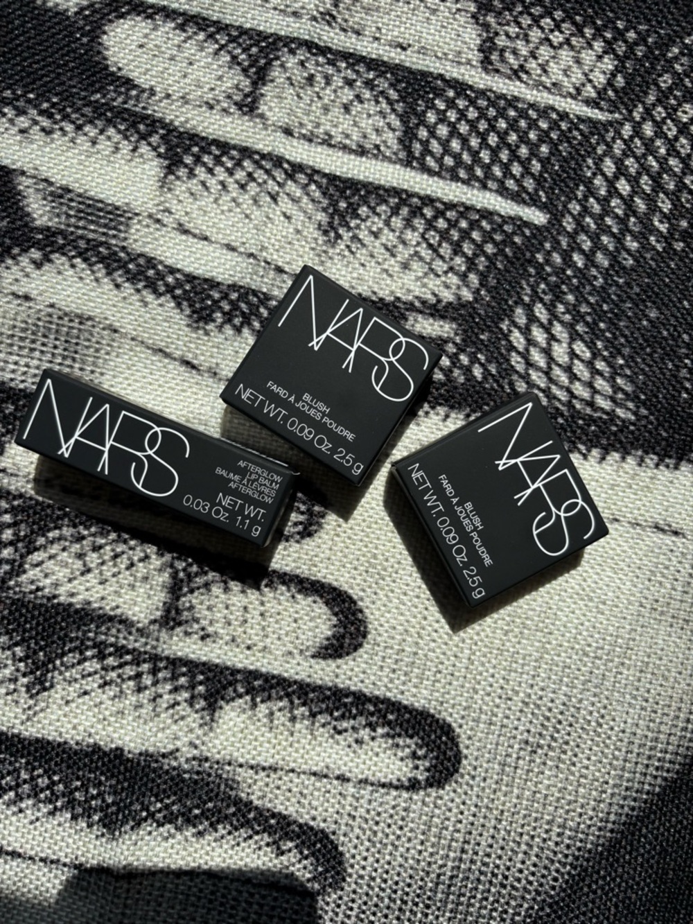 SOLD    NARS Mini Blushes & Lip Balm Trio
